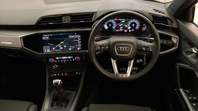 Audi Q3 35 TFSI S Line 5dr Petrol Estate